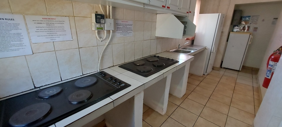 13 Bedroom Property for Sale in Brandwag Free State